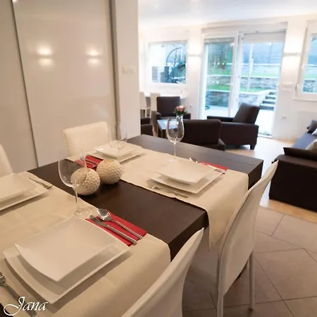 Apartamento Deluxe Apartma Jana