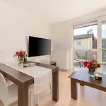 Deluxe Apartma Jana * 류블랴나