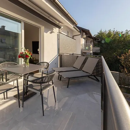 Deluxe Apartma Jana Appartamento