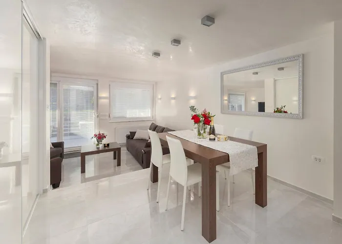 Deluxe Apartma Jana * Lubiana